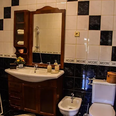 Iva Apartament *